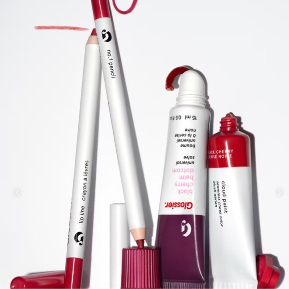 Glossier Black Cherry Lip Liner - Picture 3 of 4